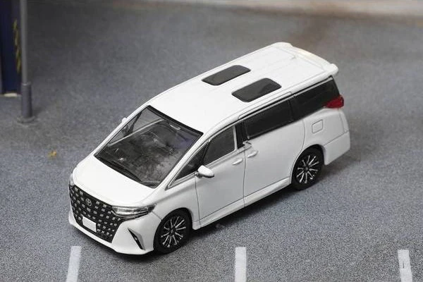 ダイキャストチーム 1/64 トヨタ アルファード 2024 右ハンドル仕様